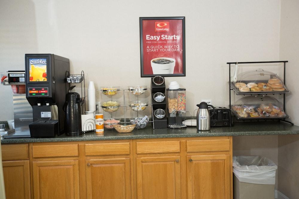 Econo Lodge Sturbridge Route 20 Екстер'єр фото
