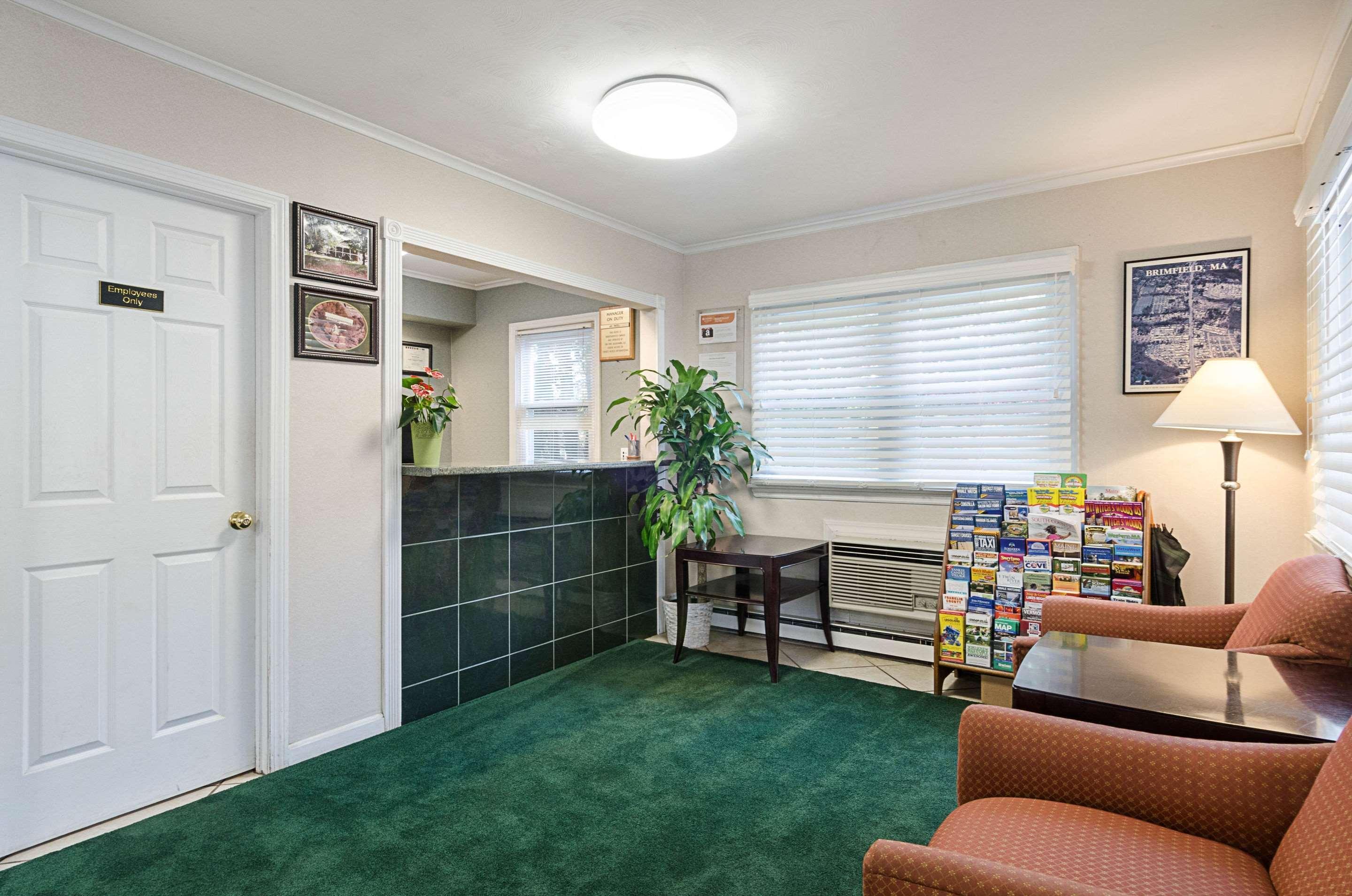 Econo Lodge Sturbridge Route 20 Екстер'єр фото